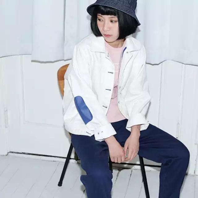 你要有这样的牛仔外套，才得以一面温婉，一面坚强