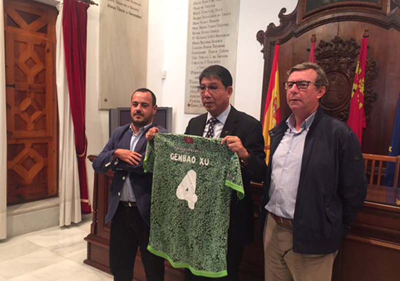 搞足球青训怎么赚钱,青训观点