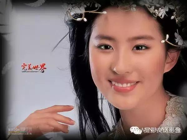 拍照怎么笑得好看又自然不露牙,拍照时如何笑得更好看更自然