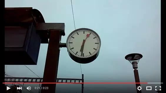 先别谈造型、色彩，家具首先是老朋友，是你的情感在家里的寄托