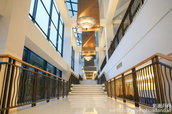 牵着小手去旅行,牵着小手去旅游