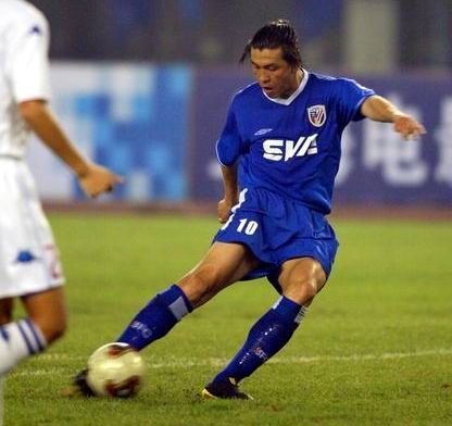 他是第一个张玉宁，中国小贝黑帮老七，一生难抹一场车祸