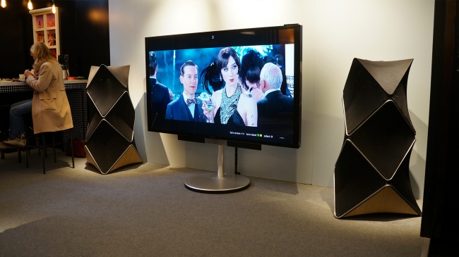 58万一套的BangOlufsenBeoLab90音箱