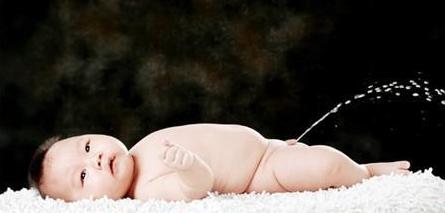 白天尿频尿多晚上正常是怎么回事,小孩为什么总是尿频尿急