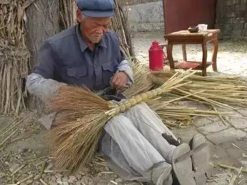 即将消失的传统手艺,即将消失的传统手艺剃头匠