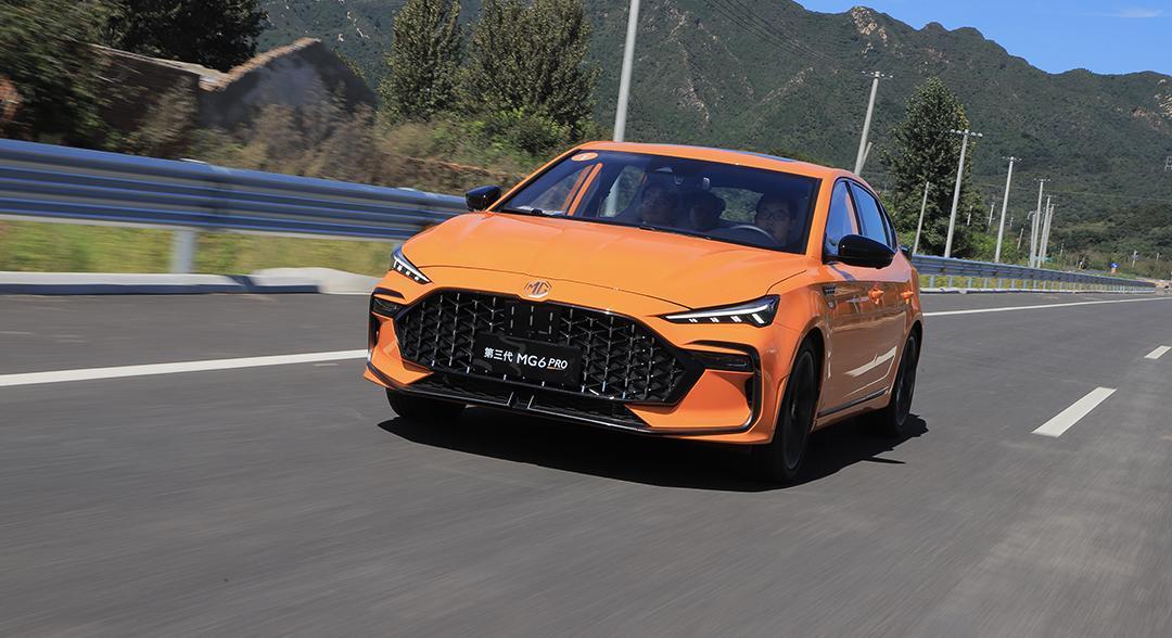 名爵mg6pro黑武士试驾,名爵mg6pro豪华版功能详解