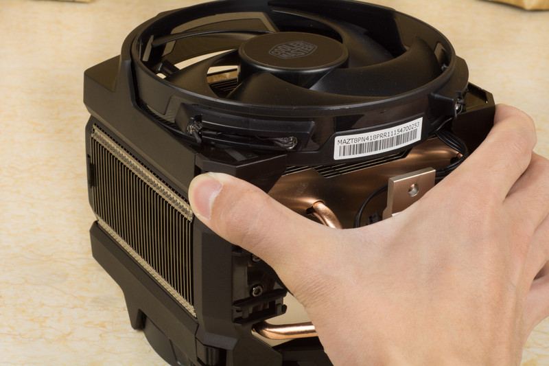 年后首波入坑硬件，这个散热器造型打几分CMMasterAirMaker8