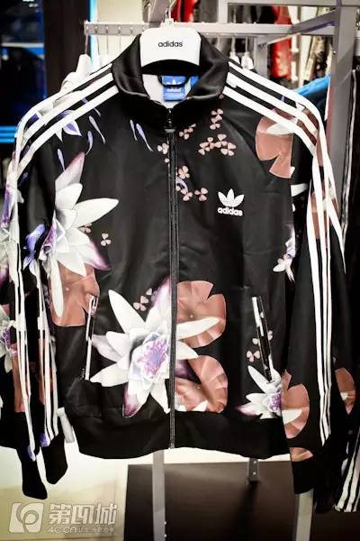 有折扣丨没买新包新鞋新衣服的，都奔这儿去了！