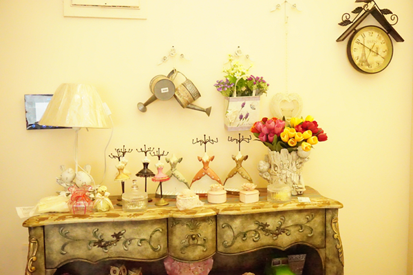 在武汉这里让你随时随地变成粉红色的16岁少女。