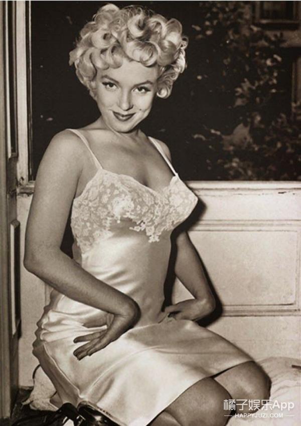 戴了这么多年头盔终于派上用场了,穿bra可以改变胸下垂吗