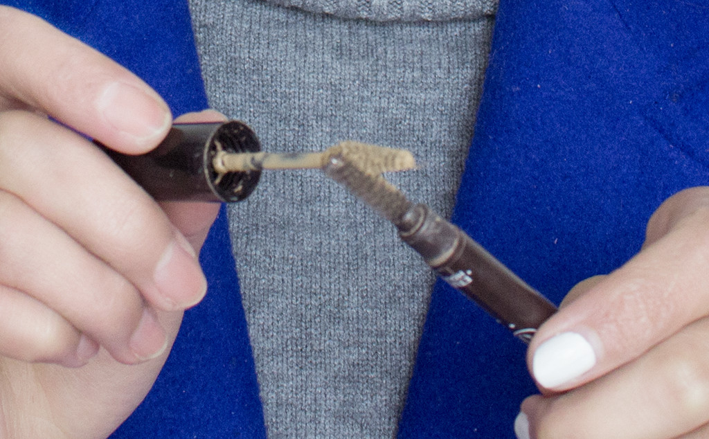 『高颧骨妹子』怎么画出温柔风的眉毛？