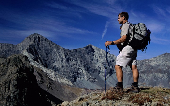 跑步不穿跑鞋有危害吗,穿跑鞋跑步真的可以提升速度吗