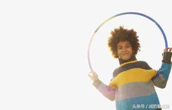 用呼啦圈能减掉肚子上的赘肉吗,甩呼啦圈可以减肚子赘肉吗