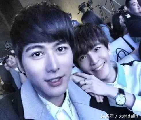 李枫曝郭敬明料扒出朱梓骁和陈学冬，网友：王思聪坐实预言家身份