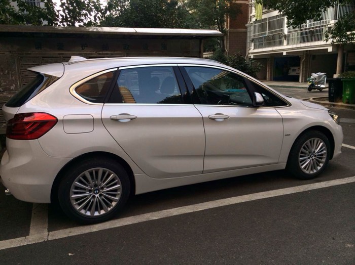 宝马2系220i旅行车高速试驾,宝马2系旅行车220i