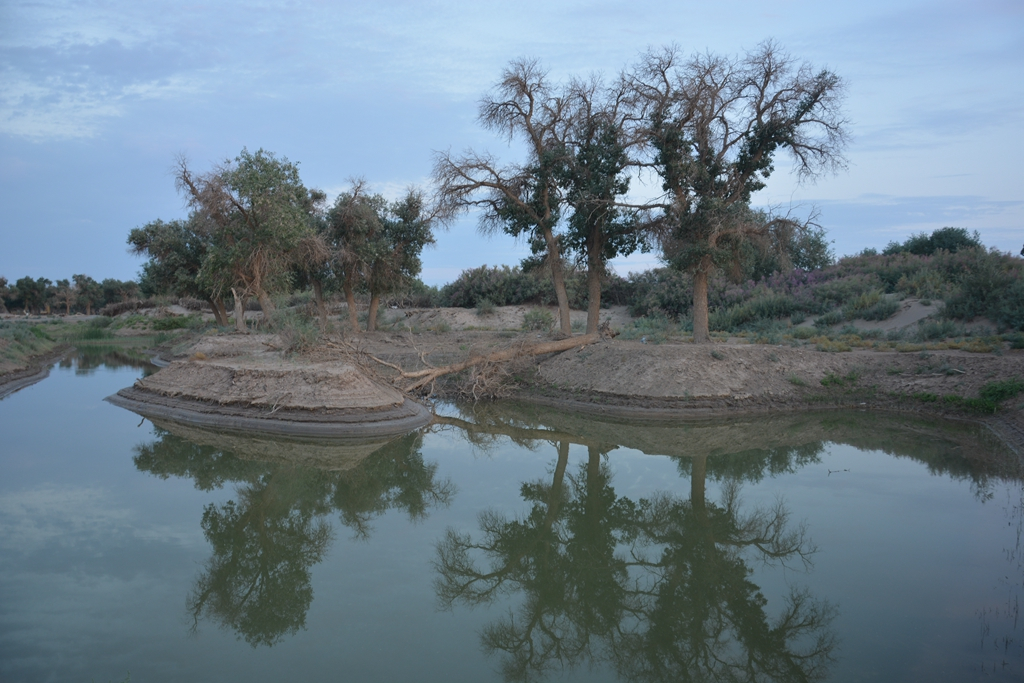 西安到阿拉善左旗自驾游攻略,西安到阿拉善三日游
