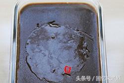 龟苓膏跟纯牛奶加茶怎么做,来一碗自制龟苓膏清热祛湿