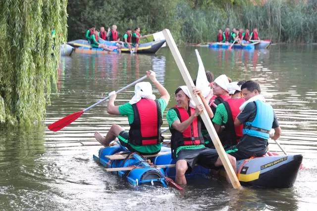 海外拉练日记(二):自制皮划艇大赛high翻全队附海量图集