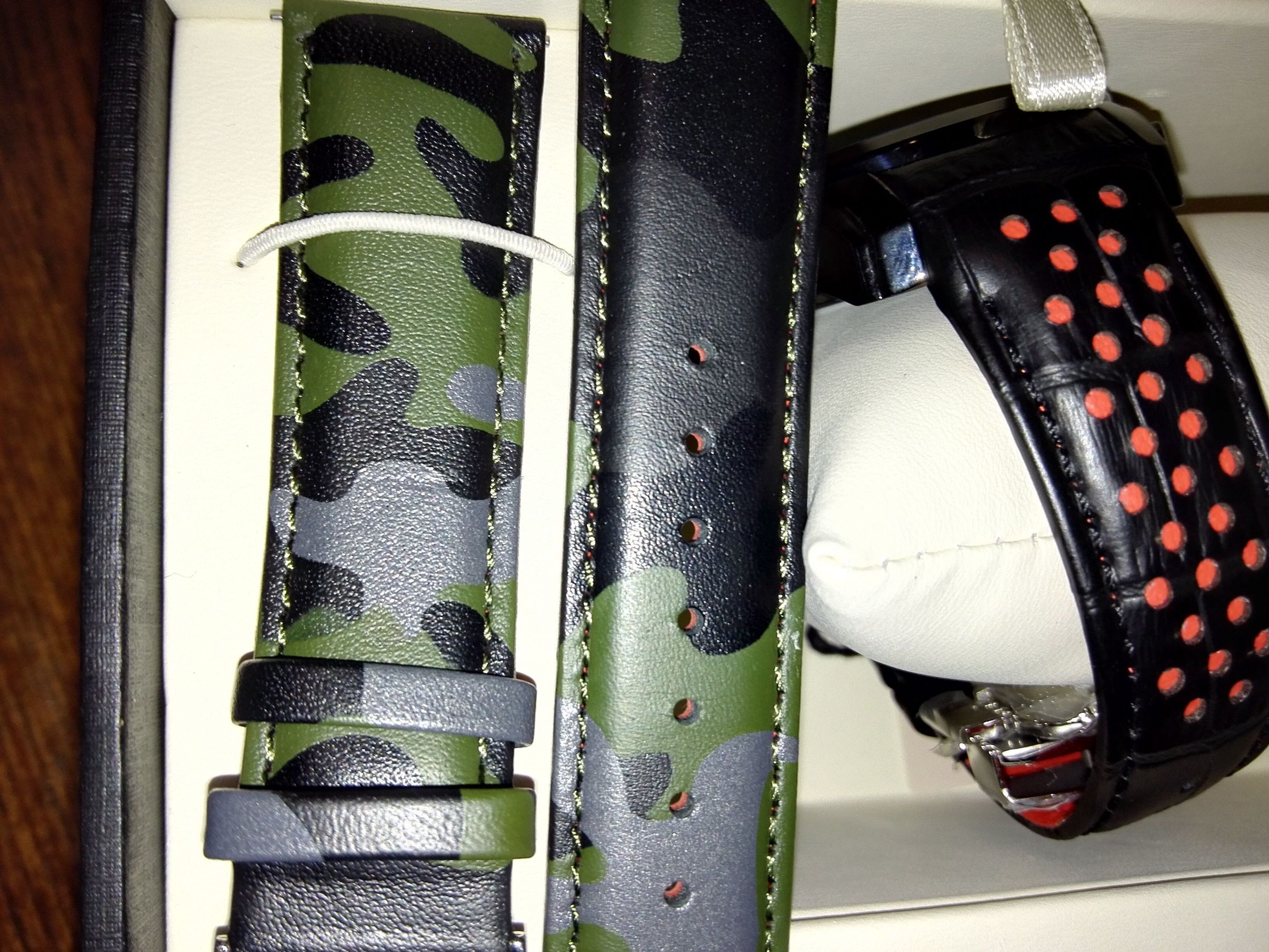 战狼吴京同款手表,战狼2logo