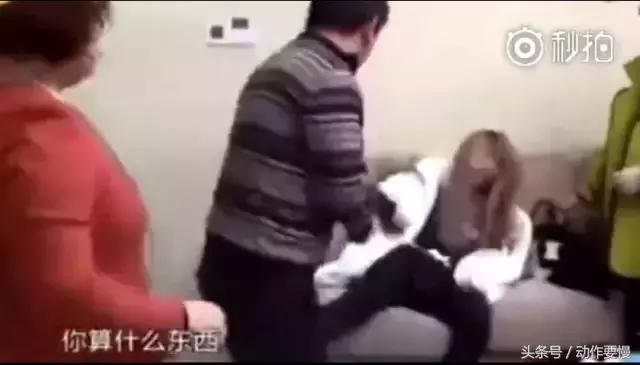 变形计韩安冉张瀚文完整视频,变形计韩安冉与继父争吵观察记录