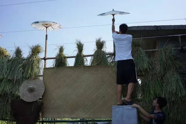 火山小视频为何要去村里办一场互联网史上最土的发布会?