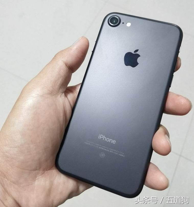 iphone8发布,iphone8维修和服务保障是多久