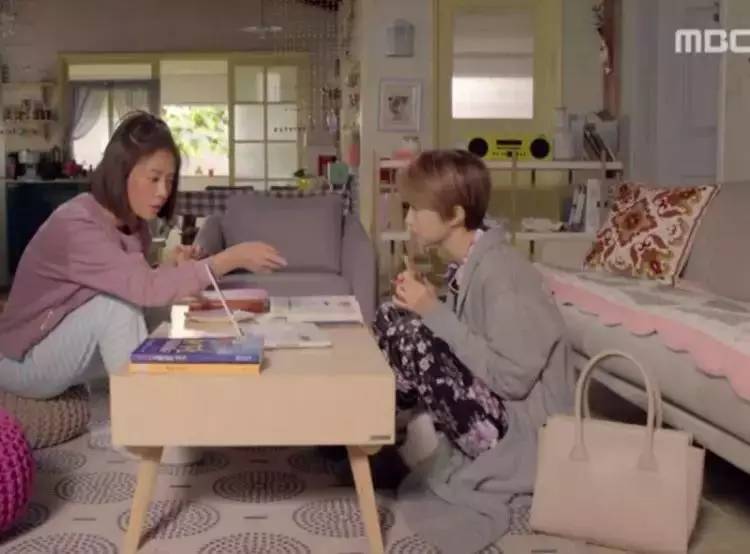 杨幂同款亮晶晶包包,杨幂最新同款包