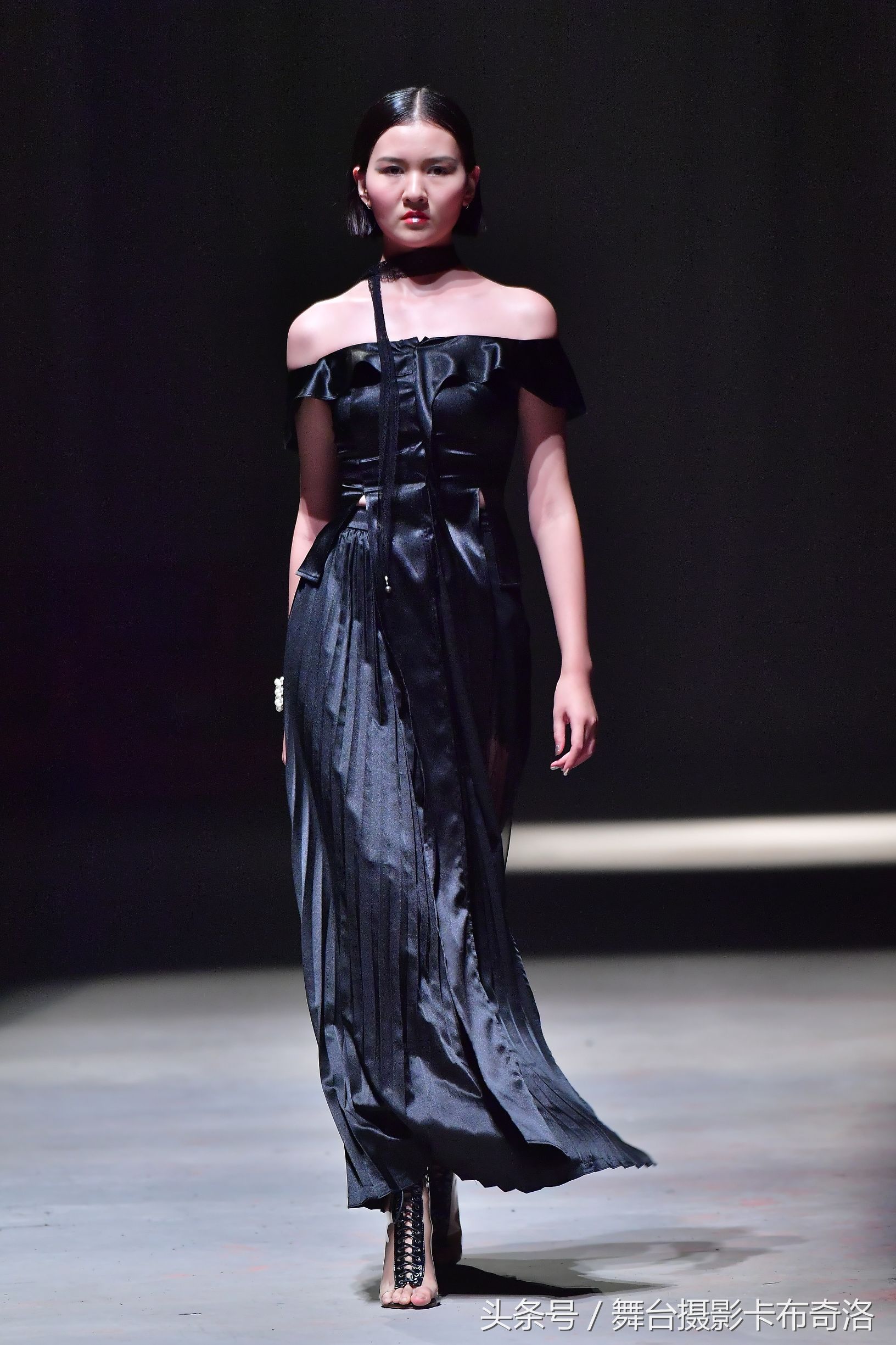 pinli品立男装换季,品立pinli男装皮衣