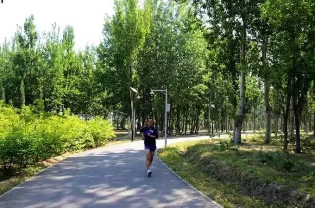 只是去个公园,却翻了几座山!