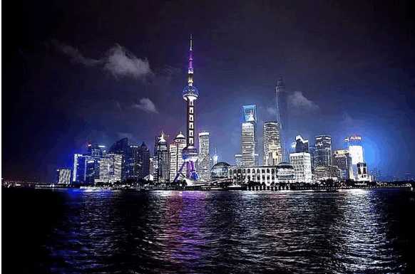 上海迪士尼情侣一天游攻略,七月上海迪士尼旅游攻略