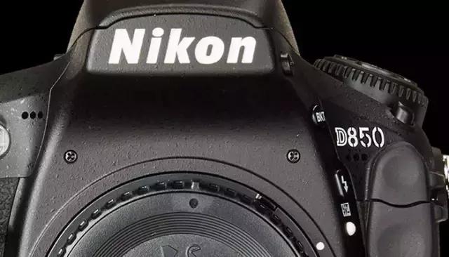 尼康顶级变焦长焦镜头,尼康4800万像素单反