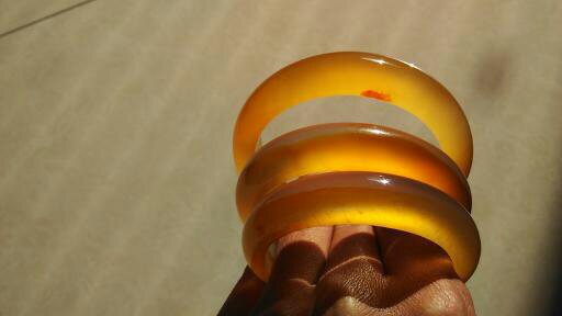 冰彩玛瑙手镯,马料高冰透玛瑙手镯