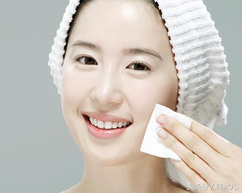 熬夜肌急救！痘印、黑头、毛孔该如何去除