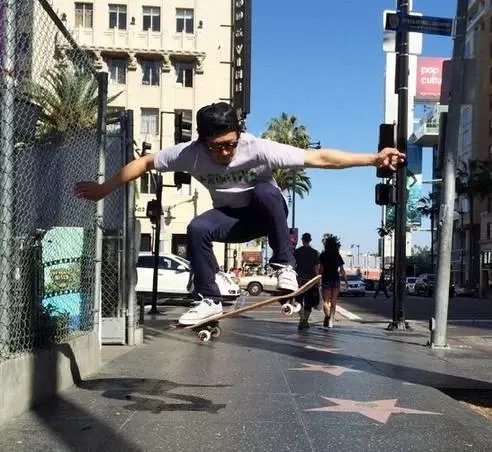 孙俪刘涛赛车夺冠视频,刘涛业余赛车冠军