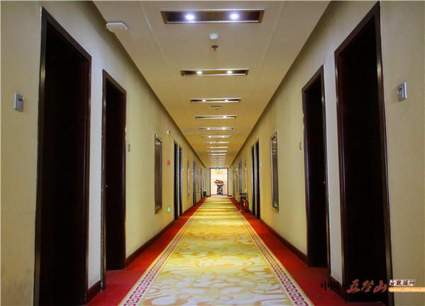 五台山金都山庄怎么样,金都山庄三人间