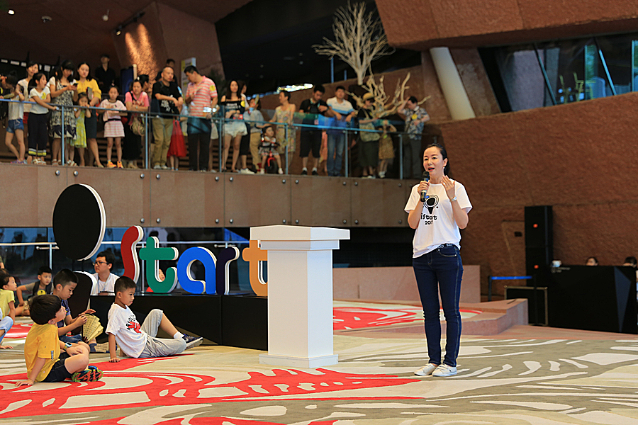 *袜丝**艺术品：大人想到的性暗示，可是小朋友想到的是辣椒