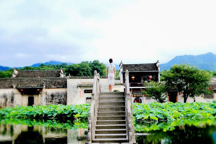 水光潋滟晴方好描写哪个景点,山色空蒙雨亦奇