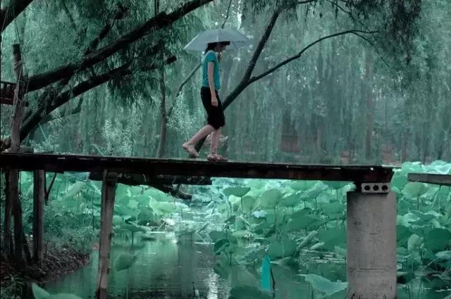 下雨成都周边好玩的地方,成都市下雨哪里室内好耍的