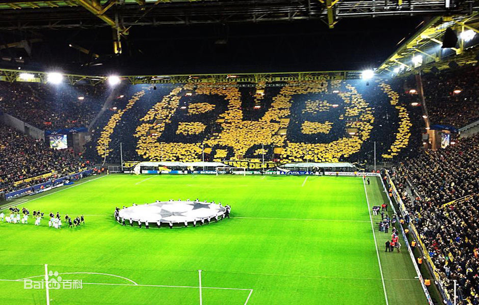 伯纳乌和诺坎普哪个强大,足坛十大奇迹诺坎普奇迹