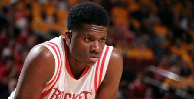 乔丹惊天一投,乔丹超级滞空绝杀