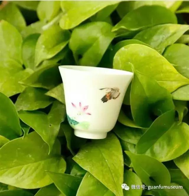 送老板杯子的寓意,送伞和杯子寓意是什么