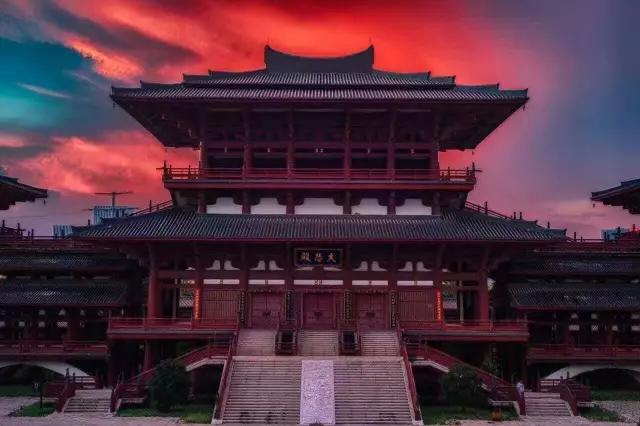 惊！陈武帝宫居然八月梅开