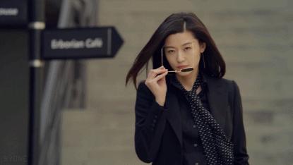 清水洗头会更柔顺吗,用冷水洗头的正确方法