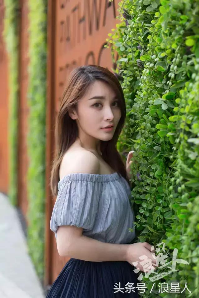 重庆淘女郎美女姐妹花创业，竟被装修工人“吃豆腐”