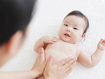 冬季宝宝肚脐怎么保护,冬季婴儿护肚脐