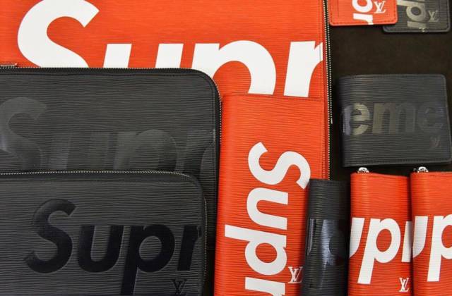 够拽丨Supreme抢货机器人，让这些哥们赚了一个亿