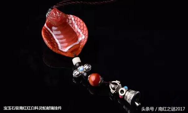 属猪的适合佩戴什么属相的朱砂,属猪的戴什么颜色最旺