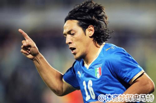 卡莫拉内西和特雷泽盖,卡莫拉内西和博格巴