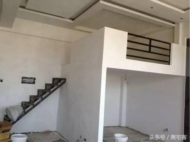 普通卧室改造成小复式,小复式如何装修隐藏收纳