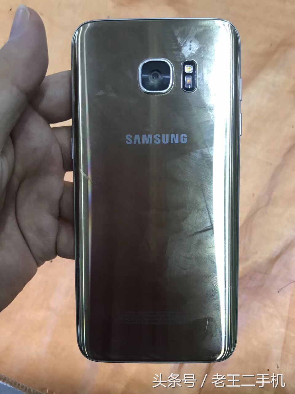 二手三星s7edge,三星s7edge32g二手价格